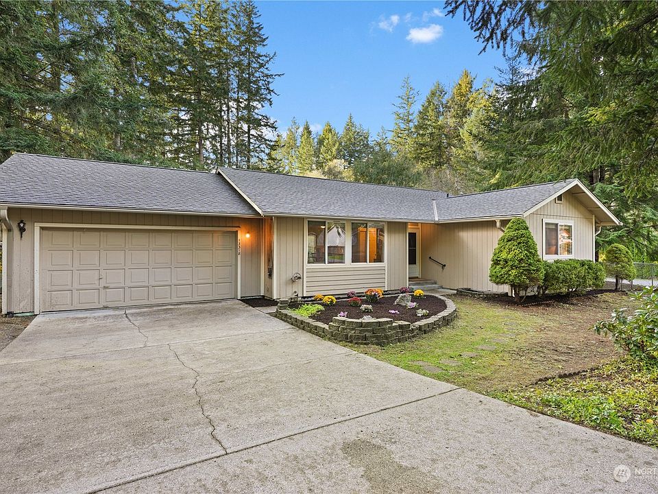 1st image of 13318 138th Avenue NW