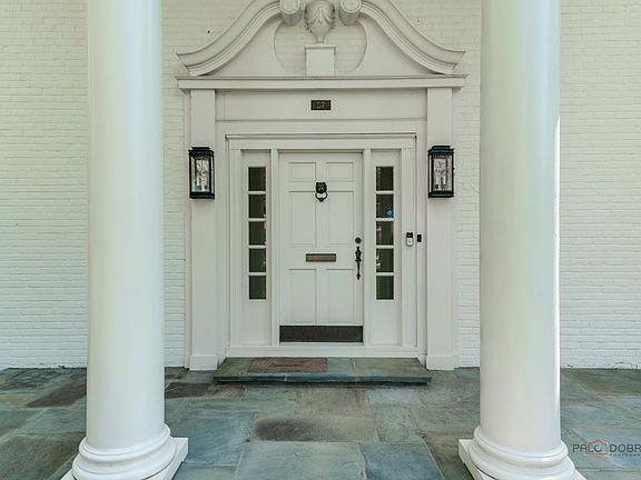 2nd image of 37 Forest Hills Rd