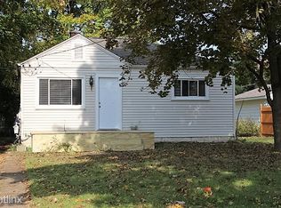 1301 E Ashman St, Midland, MI 48642