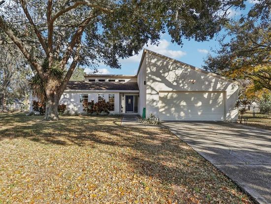 1902 Indian Trails Ct, Lakeland, FL 33813