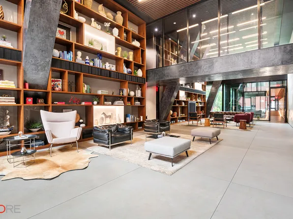 505 West 43rd Street image 10 of 12