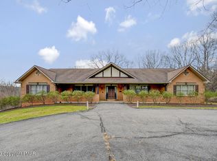 301 W 10th St, Jim Thorpe, PA 18229