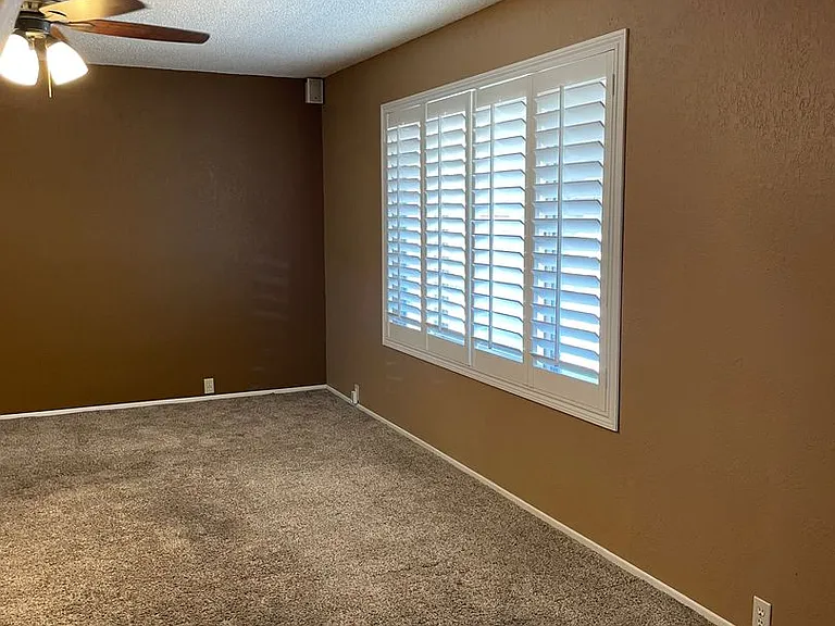 2990 Yuma Dr — Photo 7