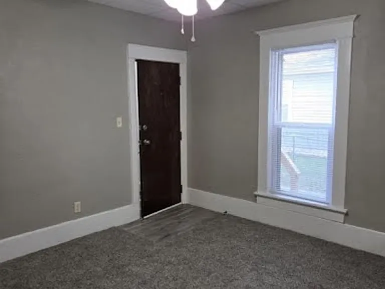 801 S Millwood Ave — Photo 17