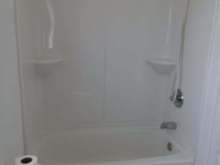 122 Commercial Ave #B — Photo 9