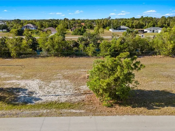 3818 NW 47th St, Cape Coral, FL 33993