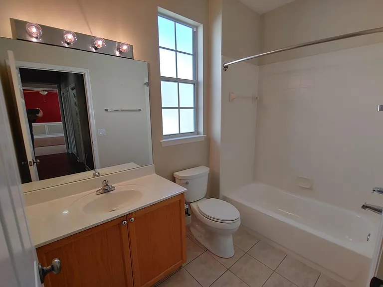 4258 Raleigh Way — Photo 18
