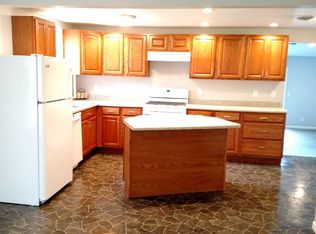 54007 Maple Lane Ave, South Bend, IN