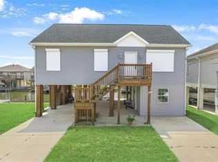 4959 Fran Ln, Barataria, LA 70036