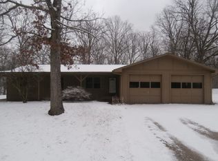 490 Ripson Bridge Ave, Sorento, IL 62086