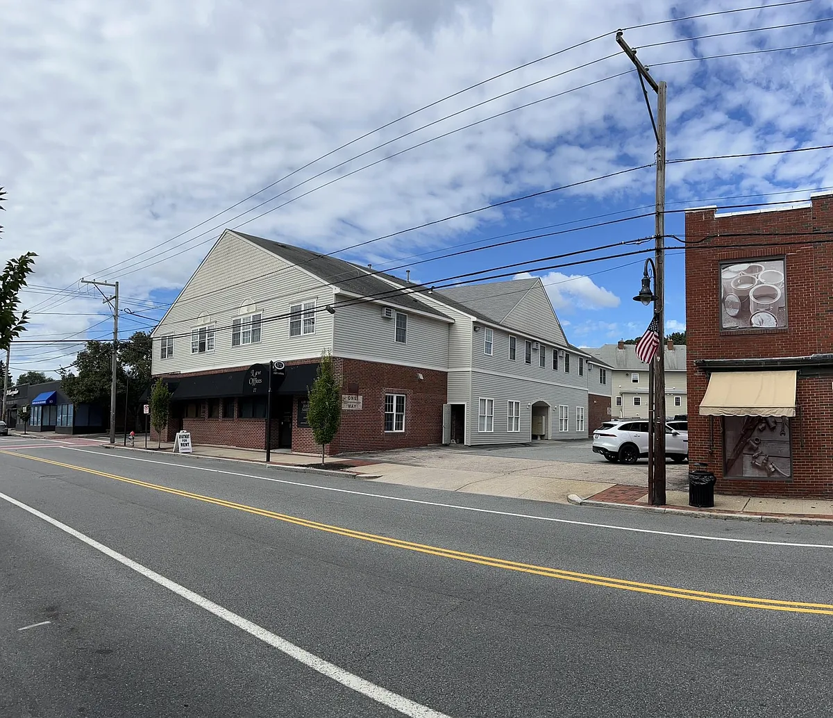 Building Photo - 77 Rolfe Sq #3