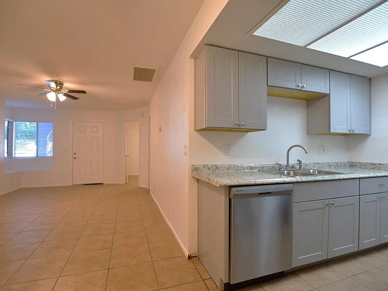 875 S Nebraska St — Photo 6