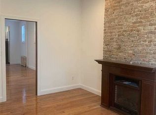 69 Jackson St #2R, Brooklyn, NY 11211