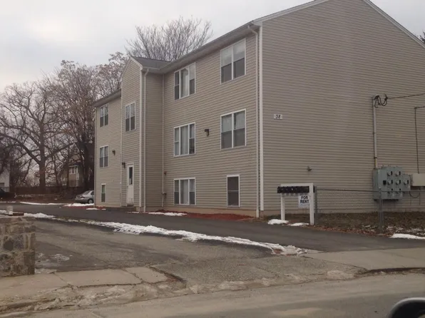 38 Englewood Ave Floor 1, Waterbury, CT 06705