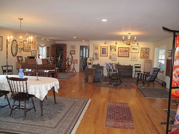 Great Room (Living room/Dining Room)