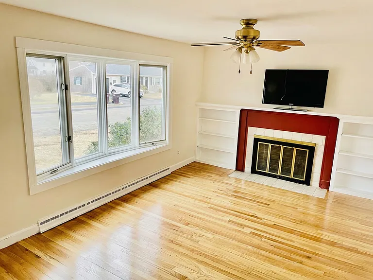 65 Barbara Ln — Photo 7