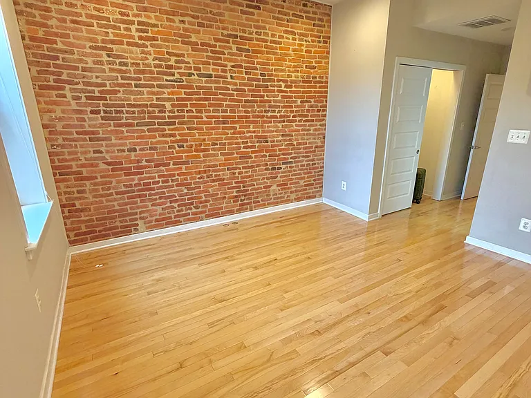 26 N Ellwood Ave — Photo 20