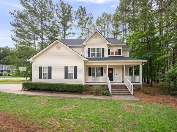 108 Bennett Pl, Clayton, NC 27520