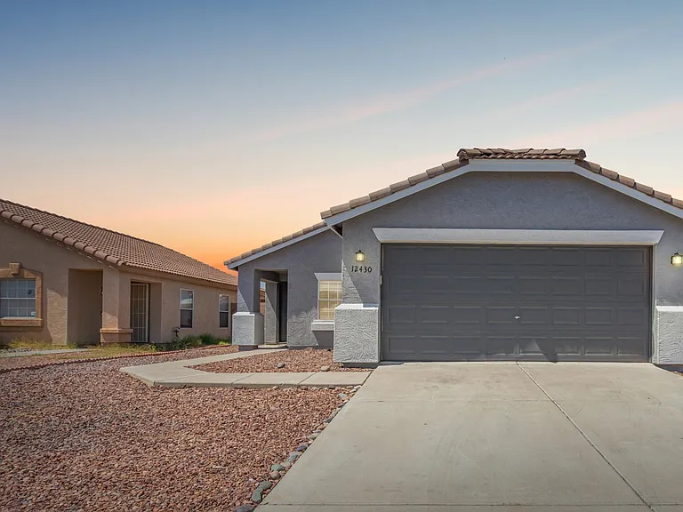 12430 W Willow Ave — Photo 4