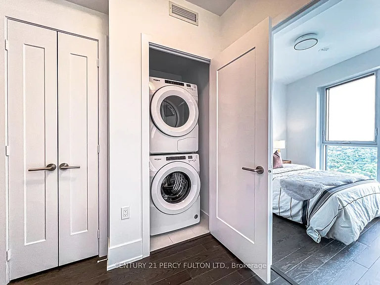 585 Bloor St E #3415 — Photo 15
