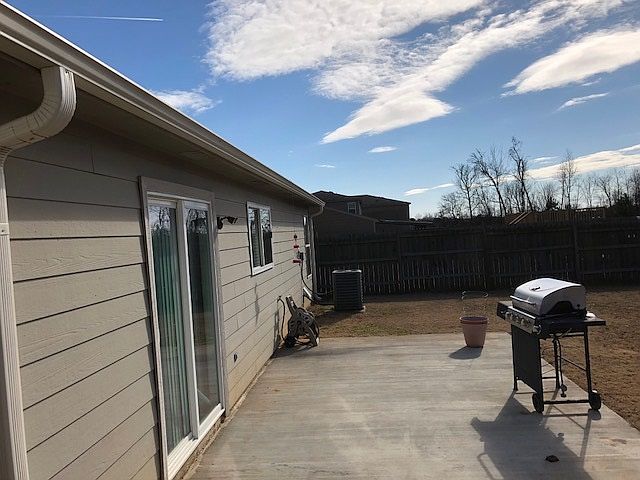 2nd image of 15327 Mill Valley Dr