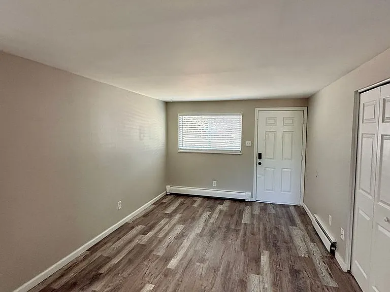 4413 Forrest Hill Rd — Photo 10