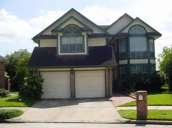 16055 Rustic Sands Dr, Houston, TX 77084