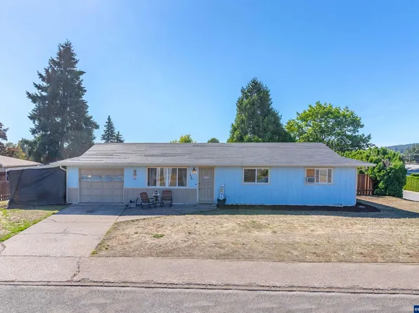 238 NW Lalack Pl, Dallas, OR 97338