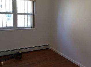 1566 201st St #1, Bayside, NY 11360