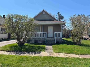 132 1st St, Proctor, MN 55810