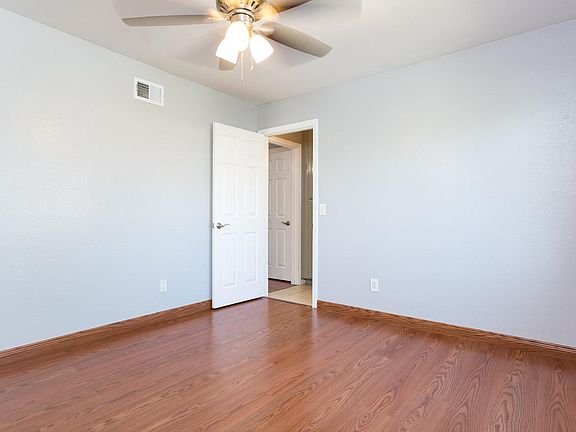 5th image of 4161 34th St Unit 15