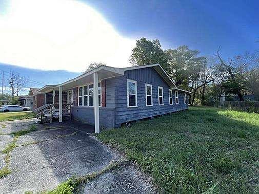 3rd image of 4118 Evangeline St