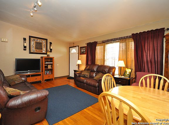 2nd image of 235 Bella Vista Dr