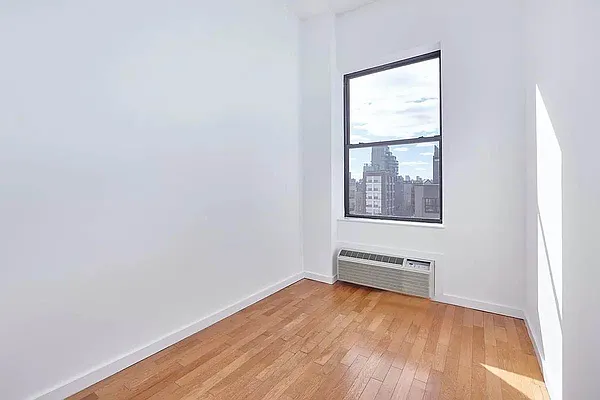 Rented by Compass | media 6