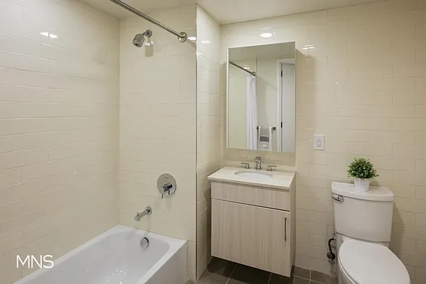 Rented by MNS Marketing | media 38