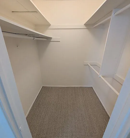 415 Montana Ave #203 — Photo 14
