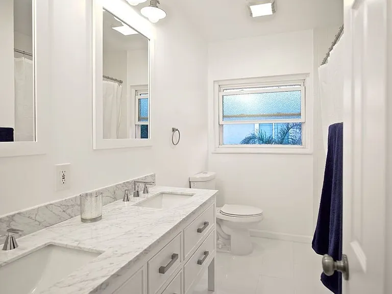 5210 Neptune Ave — Photo 11