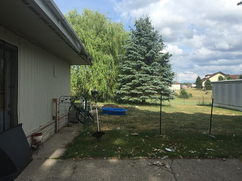 2nd image of 1321 Wilkinson Rd