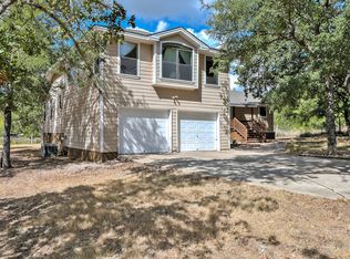 349 Forest Lake Dr, Del Valle, TX 78617