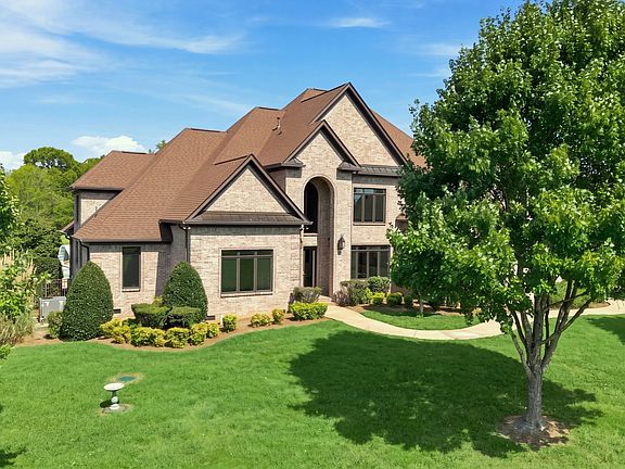5th image of 218 Steelson Way