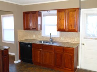 3027 S 8th St, Kansas City, KS 66103