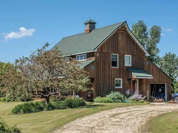 14966 225th St, Welch, MN 55089