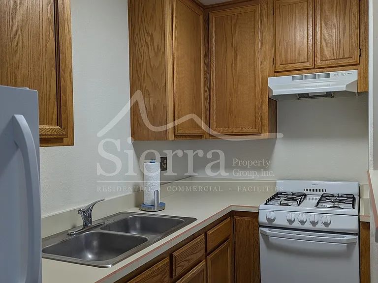 1426 Euclid Ave #B — Photo 3