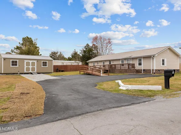 238 Seashore Drive, Swansboro, NC 28584