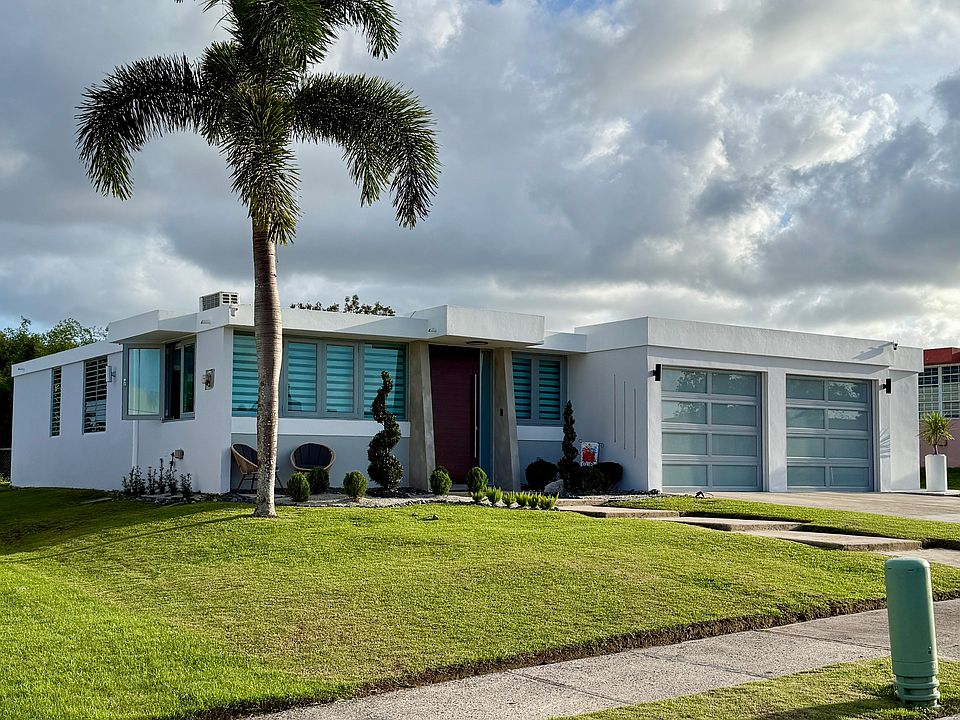 1st image of R12 Calle Eucalipto I Villas De San Cristobal