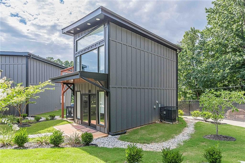 College Park, GA 30349