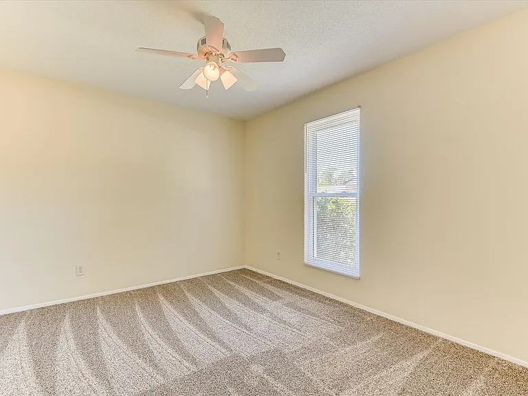 4532 Hillside Dr — Photo 22