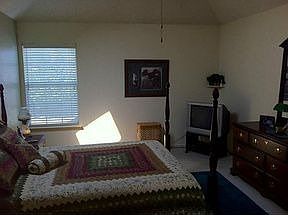 5th image of 1713 Circle Creek Dr