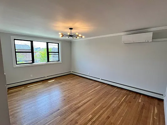 Rented by Hudson Exclusive Inc | media 29