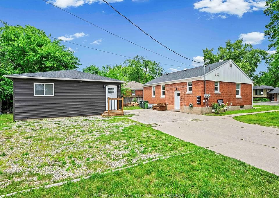 1st image of 3495 Longfellow Ave